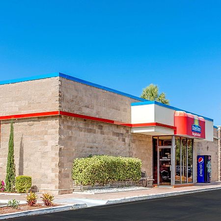 Days Inn By Wyndham Bradenton - Near The Gulf Dış mekan fotoğraf