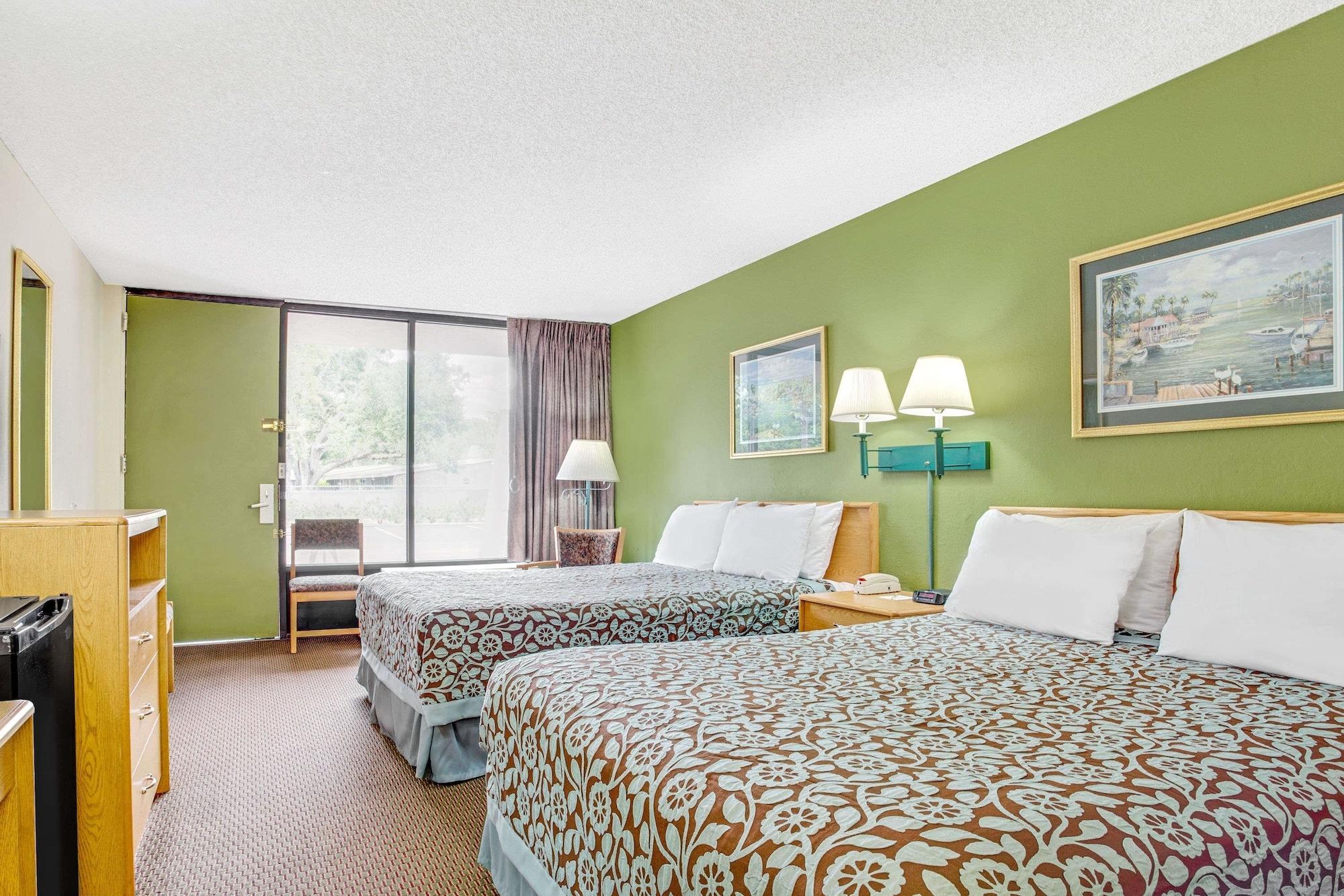 Days Inn By Wyndham Bradenton - Near The Gulf Dış mekan fotoğraf