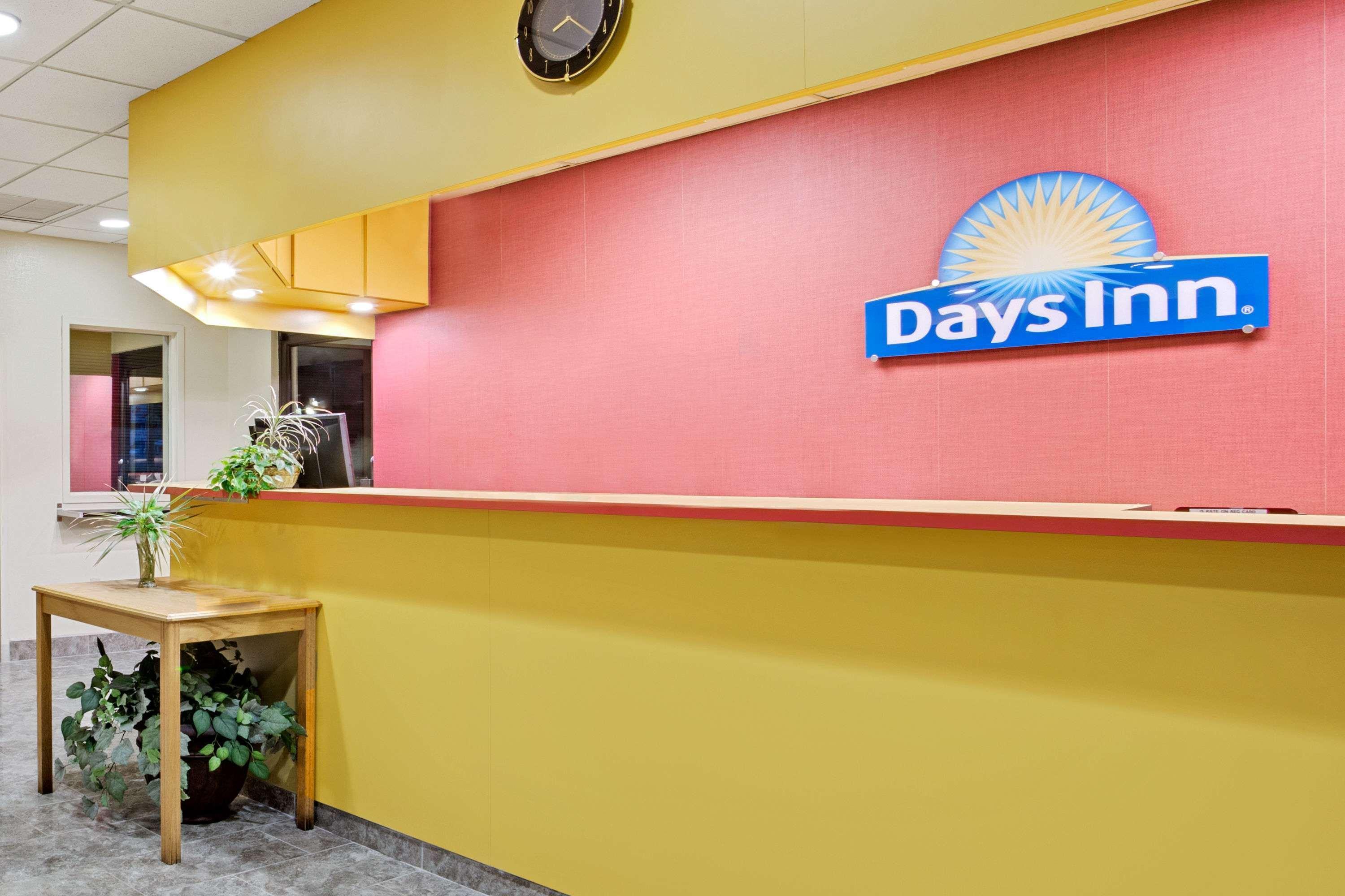 Days Inn By Wyndham Bradenton - Near The Gulf Dış mekan fotoğraf
